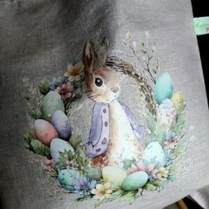 Sac mauve chasse aux oeufs de Pâques