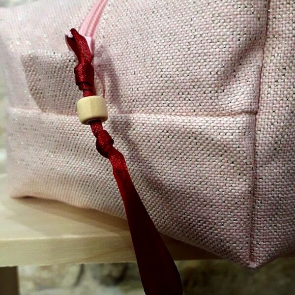 trousse rose à paillettes