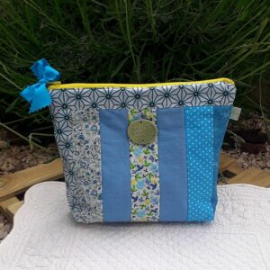 Pochette femme bleu céramique