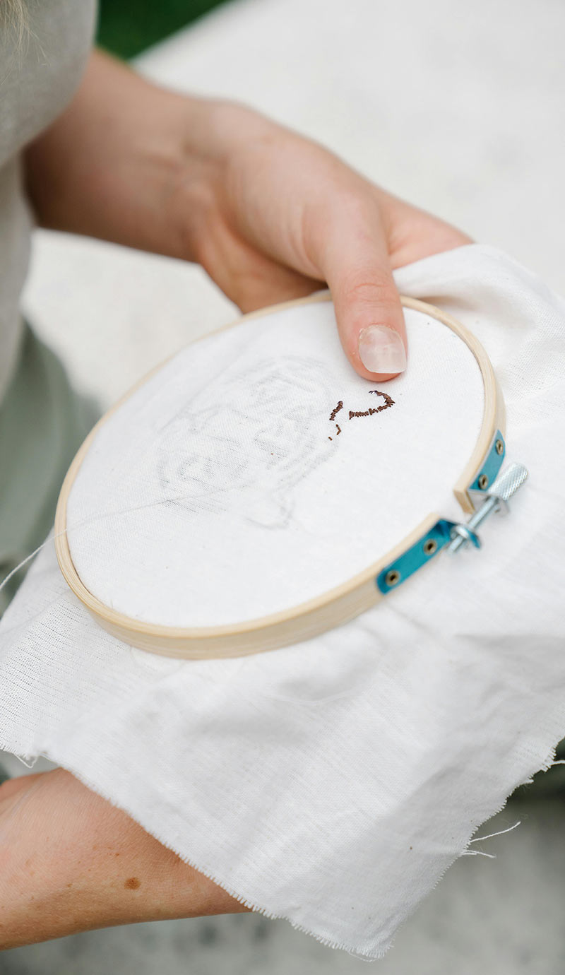 madame-toucan-broderie-a-la-main