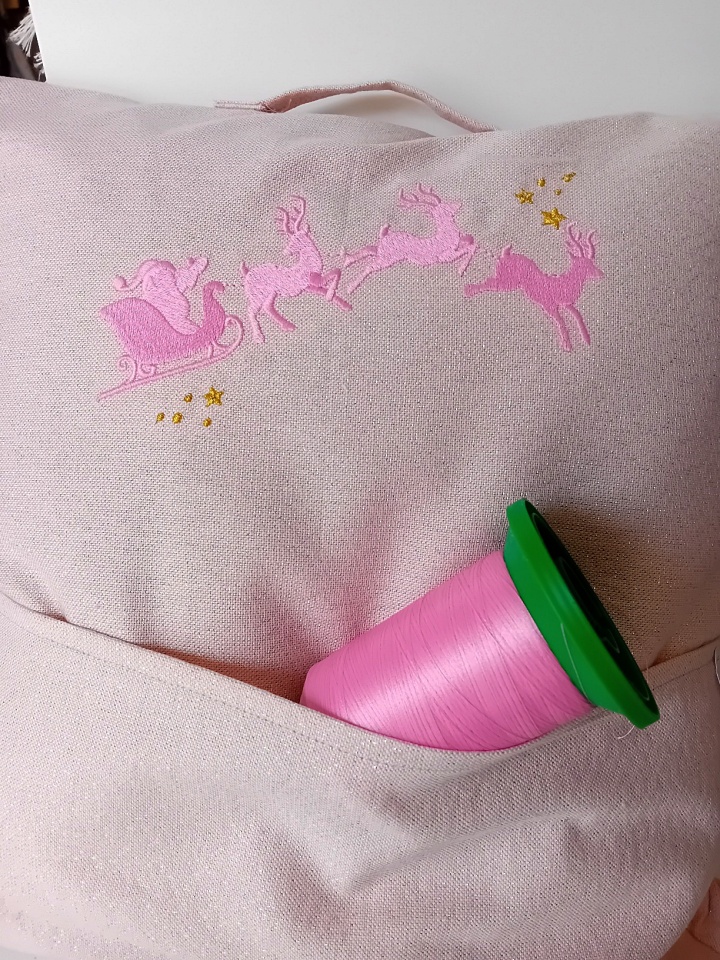 Coussin de lecture rose