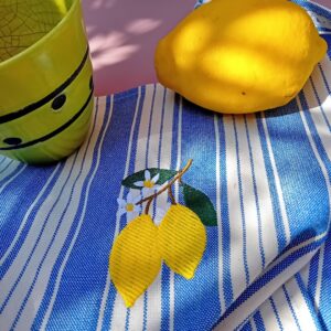 Torchon brodé citrons